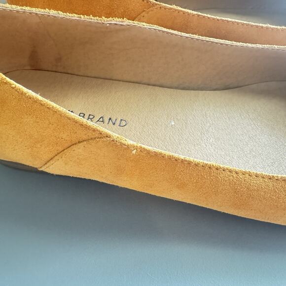 Lucky Brand Suede Burnt Mustard Point Toe Flats Women’s - Picture 3 of 5